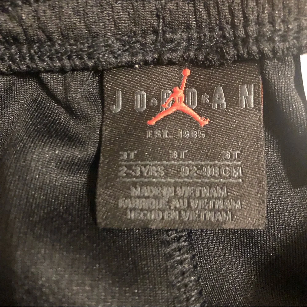 NWT Boys Jordan Athletic Shorts - Picture 4 of 11